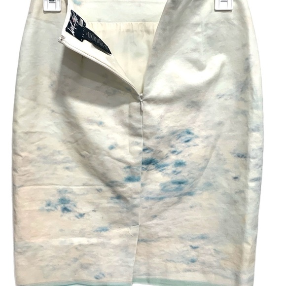 Lord & Taylor Blue and Gold Mini Pencil Skirt Resort Wear - Picture 4 of 7